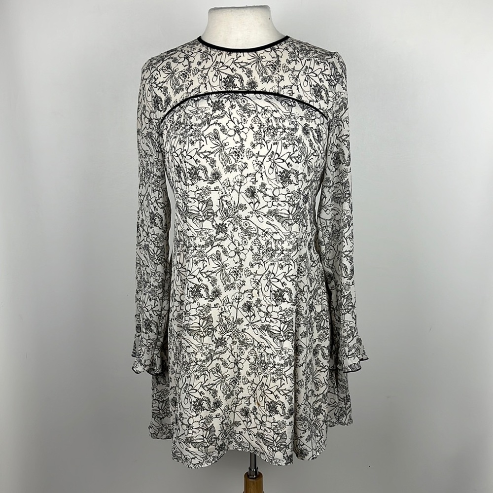 Kimchi Blue, Women’s long sleeve dress, size small